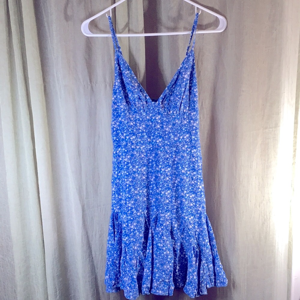 Rumor Spaghetti Strap Blue & White Floral Dress
